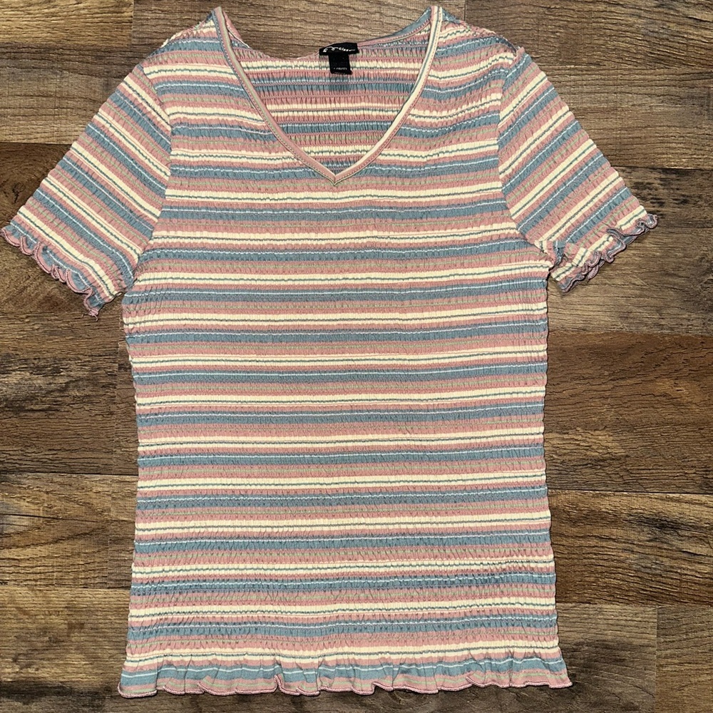 Art class smocked short sleeve v-neck T-shirt Girls size L 10/12